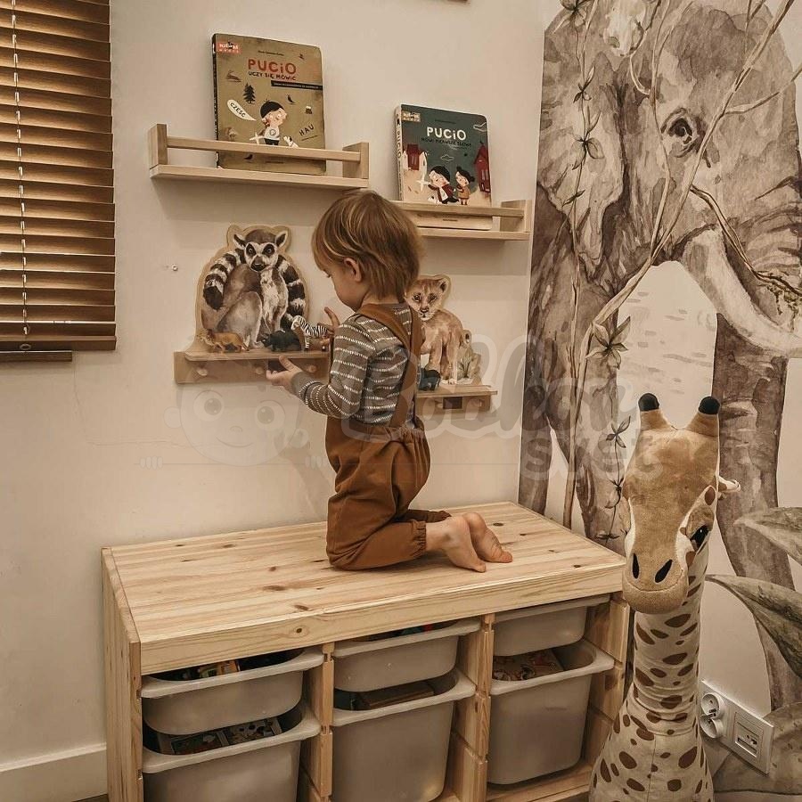 Drevená detská polička s vešiakom NATURE design - Lemur