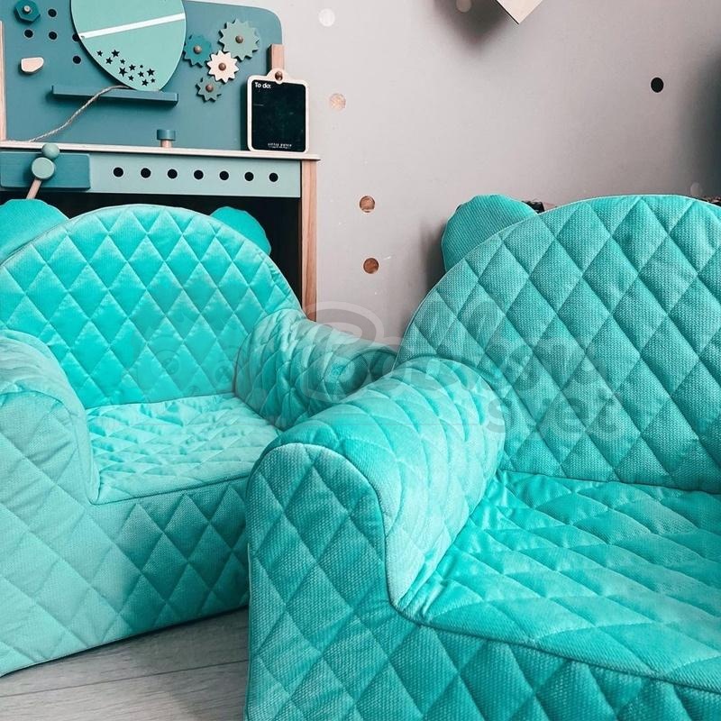 Detské ZAMATOVÉ kreslo s uškami a bočným vreckom - MINT