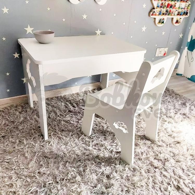 SET stolík a stolička pre deti s nápadným výrezom - motív AUTÍČKO