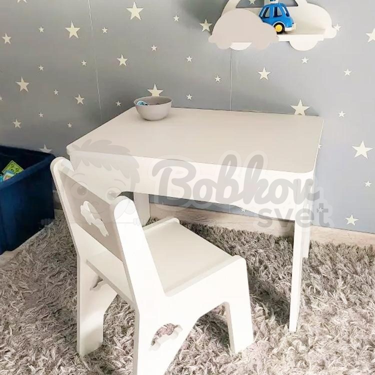 SET stolík a stolička pre deti s nápadným výrezom - motív AUTÍČKO