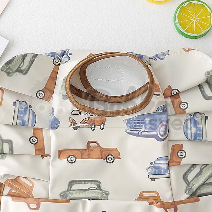 Nepremokavý podbradník s vreckom - CARS