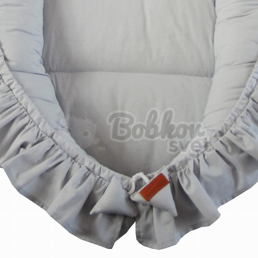 Detské BOHO hniezdo pre bábätko s volánom - jemne sivé