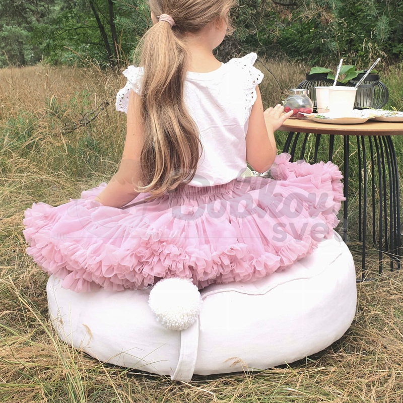 Detská pufa na sedenie s ozdobným POMPOM - smotanová