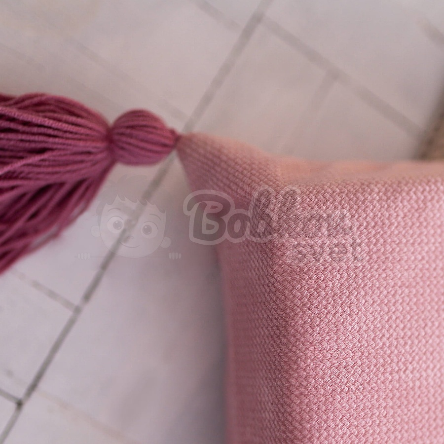 Vintage penová podložka na hranie VELVET 150 x 80 cm so strapcami - tmavoružová