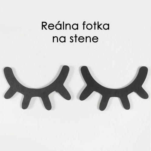 Spiace očká - drevená dekorácia na stenu