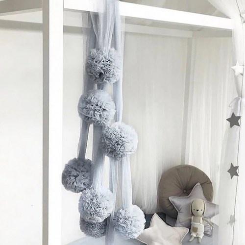 Jemné tylové POM POMY - POMPOMS / dekorácia do detskej izbičky
