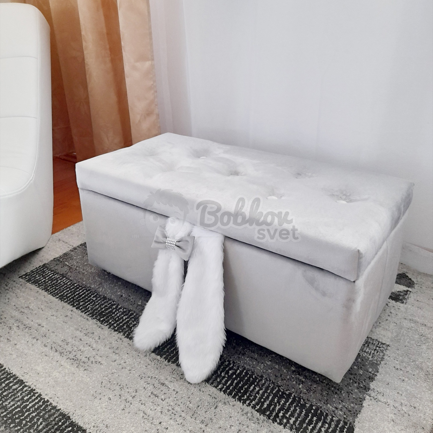 LUXURY úložný box / veľký taburet na sedenie s uškami - bledosivý